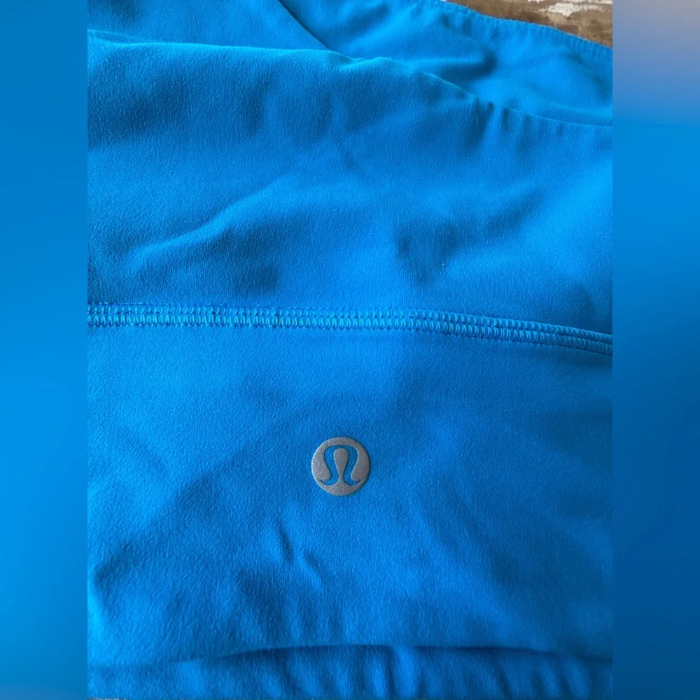 lululemon athletica Align Asymmetrical One-Shoulder Blue Bra - Picture 4 of 5